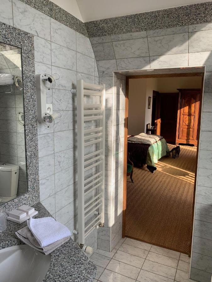 Le Pommier Doux, Maison D'Hote Du Domaine Du Chateau D'Argeronne La Haye-Malherbe ภายนอก รูปภาพ